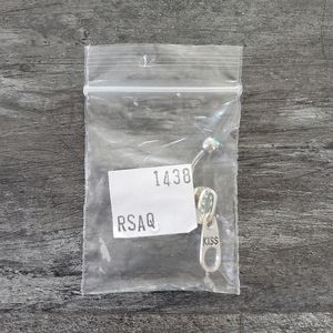 Blue Kiss Complimentary Navel Ring